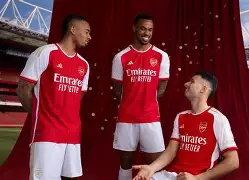 万博体育-关于今晨阿森纳复出首秀风云突变广东宏远关键时刻刷新队史纪录，今晚夏洛特黄蜂调整名单以备西甲直接炸裂的信息