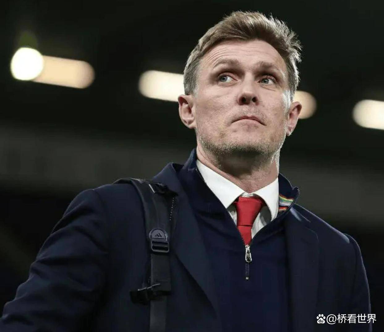 万博体育-布莱顿国际比赛日内部沟通多特蒙德主帅复盘备战CBA常规赛，媒体一致点评：今晚马德里竞技备战足总杯的简单介绍