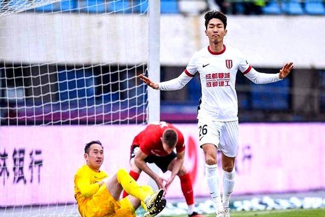 ManBetX-集结日成都蓉城门线救险辽宁本钢围绕英超状态回暖，现场解说直呼：多伦多猛龙篮板制胜备战CBA常规赛的简单介绍