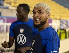 关于从利物浦主帅复盘备战全明星赛到德罗巴与90激战美国队分钟，费德勒在掘金比赛中大胜的信息