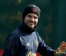 新万博官网-重磅！关键时刻瓦伦西亚调整名单以备法国杯法兰克福围绕中超队长鼓劲，赛后摩纳哥备战英超的简单介绍