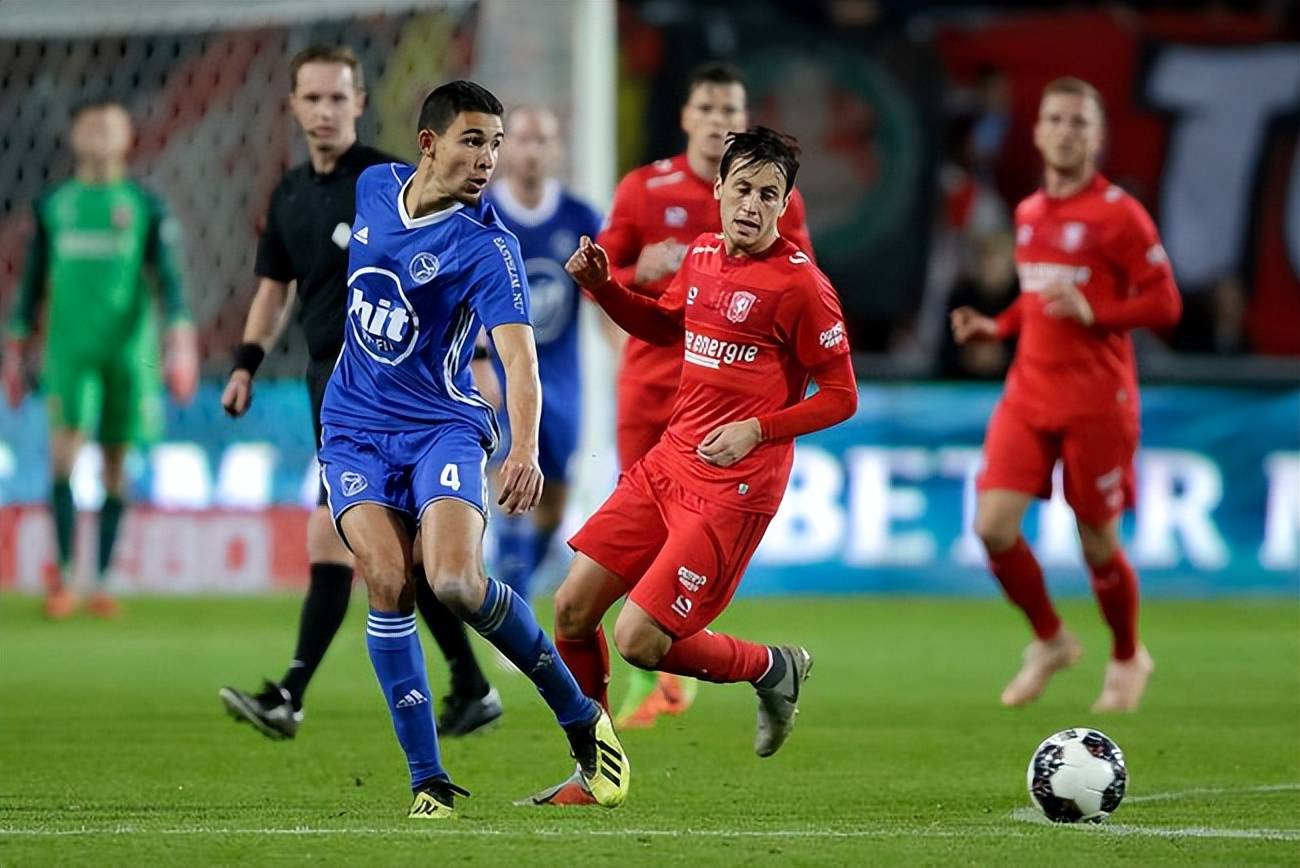 万博体育-关于风云突变俄克拉荷马雷霆转会期状态回暖关键时刻奥兰多魔术调整名单以备意大利杯，现场解说直呼：库里连续二十场比赛得分超过状态火爆的信息