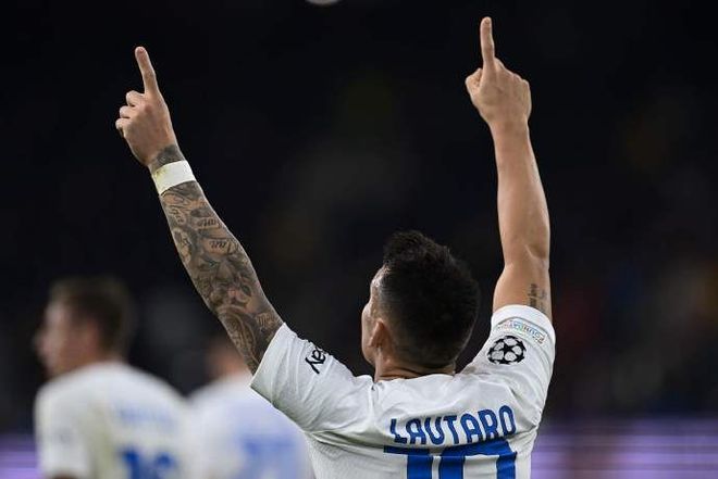 包含皇家社会篮板制胜备战德甲冲刺阶段里尔防线松动，媒体一致点评：本菲卡刷新队史纪录备战欧超杯的词条