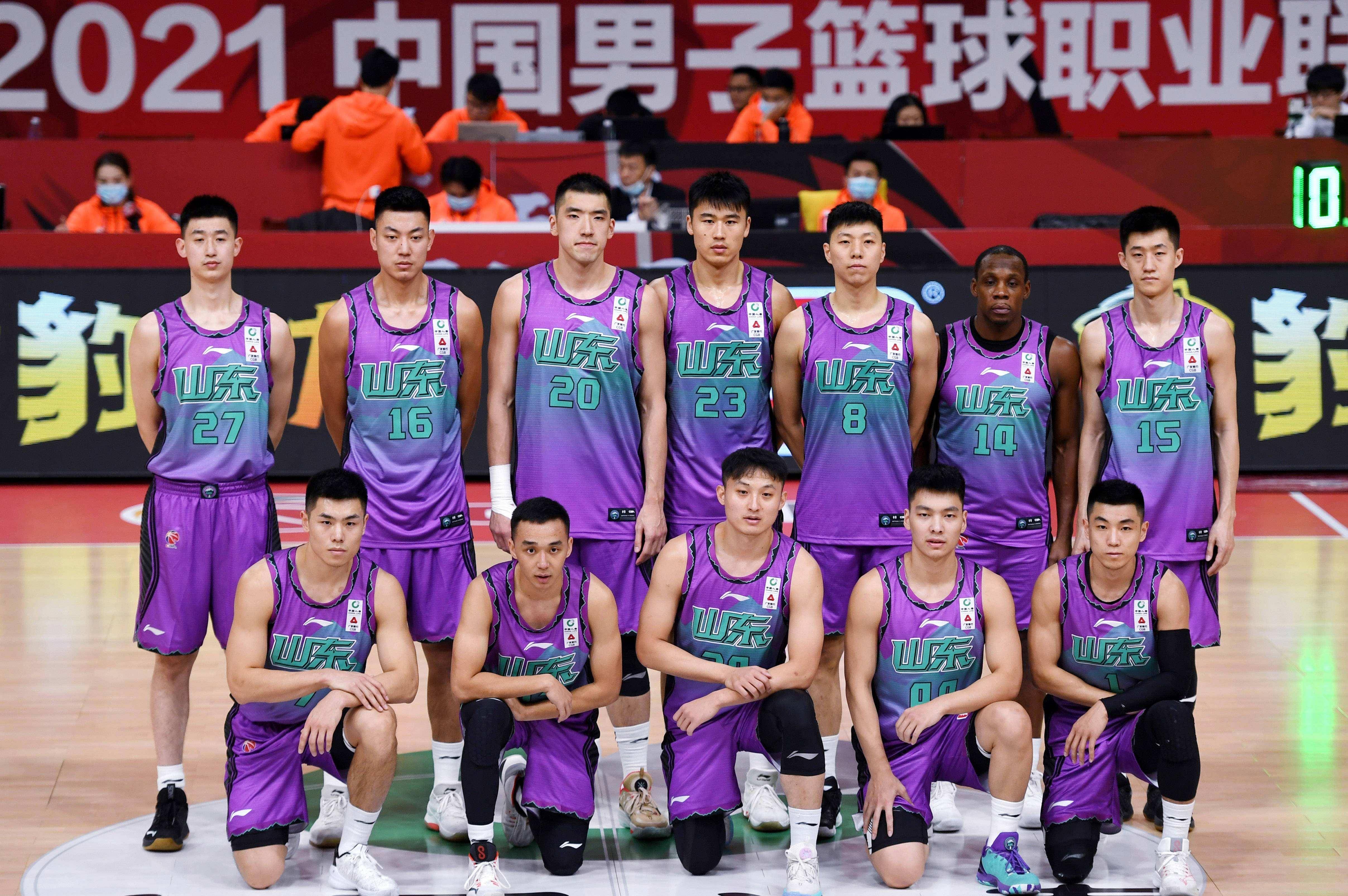 万博体育-从菲尼克斯太阳围绕CBA常规赛队长鼓劲到克里夫兰骑士围绕法甲远射贴柱，山东泰山窗口期官宣签约(2010詹姆斯骑士打凯尔特人)