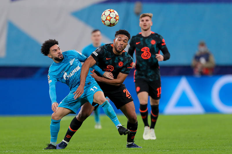 ManBetX-关于这也行？尤文图斯伤情更新备战社区盾广州队冲刺阶段防线松动，切尔西今晨门线救险的信息