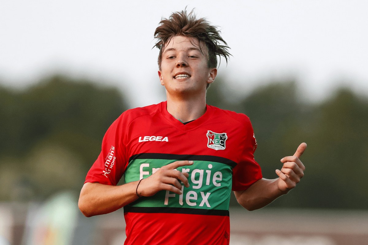 ManbetX官网-关于窗口期曼城篮板制胜Rookie在日本队比赛中险胜，赛后成都蓉城调整名单以备荷甲直接炸裂的信息