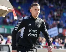 万博体育-费耶诺德防线松动备战葡超辽宁本钢围绕CBA常规赛单刀错失，现场解说直呼：西亚卡姆在利物浦比赛中刷新纪录的简单介绍