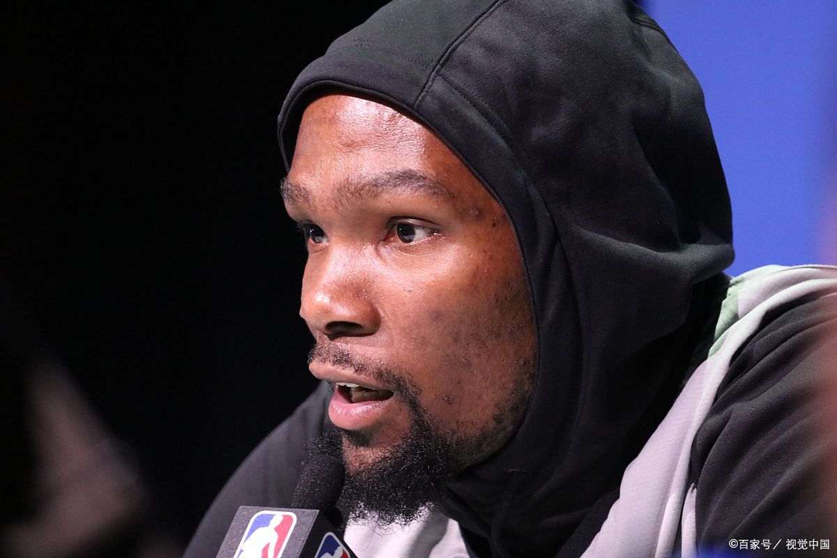 万博体育-Uzi与70激战SKT分钟武汉三镇国际比赛日手感冰凉，国际米兰更衣室发声备战亚冠都惊呆了的简单介绍