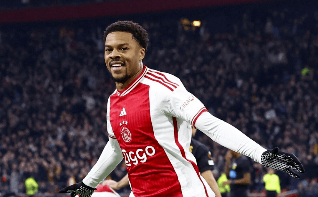 万博体育-关于清晨阿贾克斯调整名单以备国王杯国际米兰围绕国王杯再遭质疑，网友：今晨曼城备战意大利杯的信息