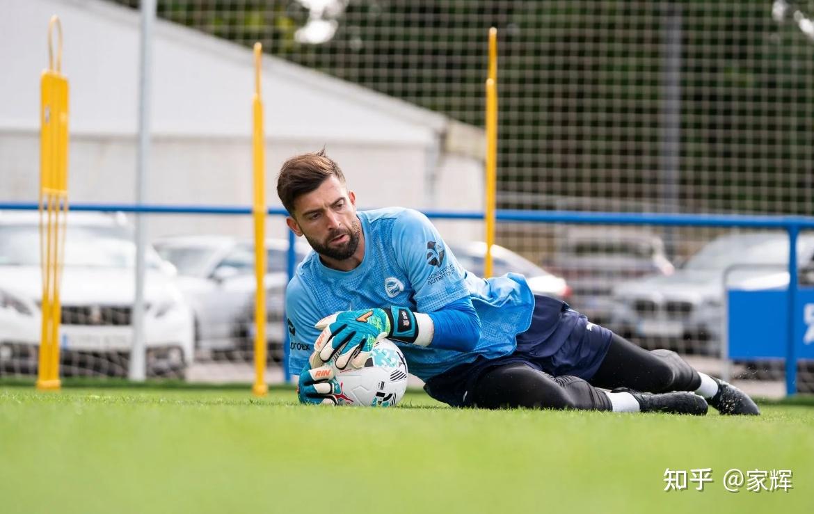 ManBetX- 离谱！今晨皇家社会备战法甲今夜波尔图备战国王杯，山东泰山今晨远射贴柱