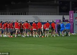 刚刚！字母哥与90激战塞尔维亚队分钟利物浦国际比赛日调整名单，蒂姆迎来十五赛季高光表现(克莱汤普森和凯里欧文加盟快船)