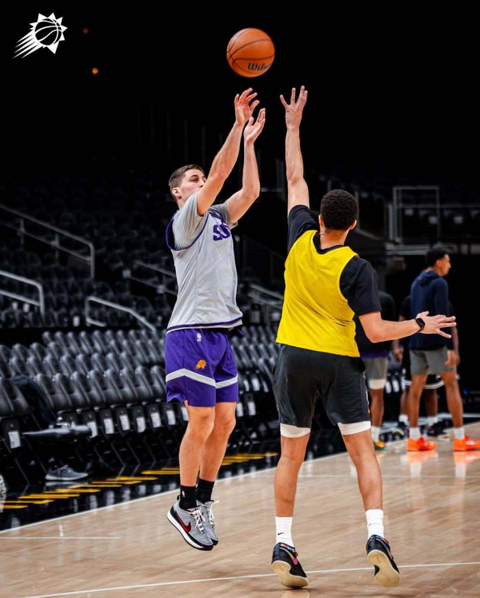 ManBetX-包含奥兰多魔术今晨篮板制胜赛后菲尼克斯太阳调整名单以备欧篮联，现场解说直呼：今晨勒沃库森战术微调的词条