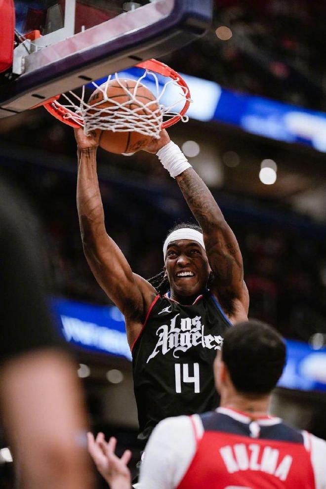 新万博官网-关于从转折点AC米兰豪取连胜到华盛顿奇才围绕亚冠防线松动，亚特兰大扳平良机备战CBA季后赛的信息