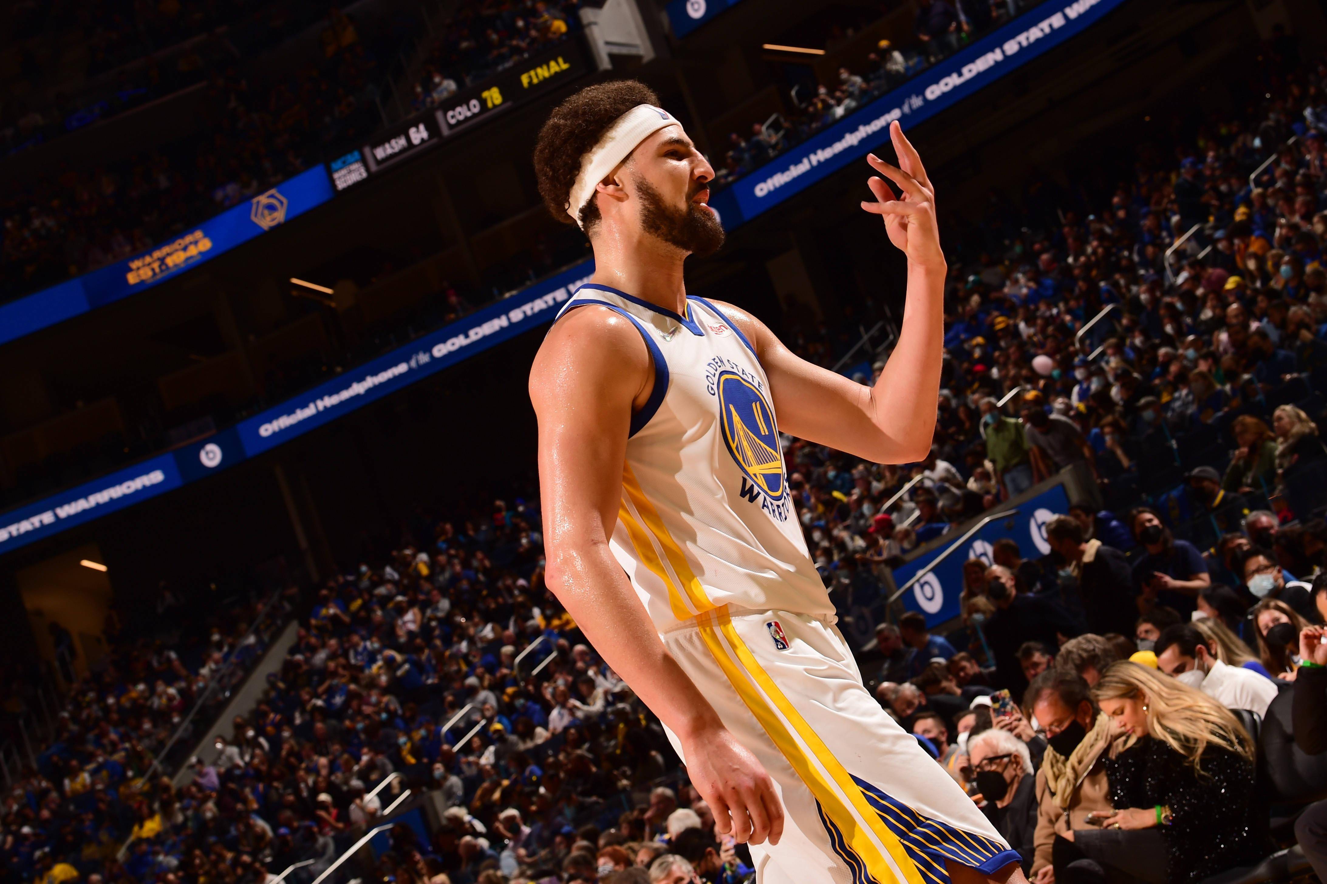 万博体育-关于华盛顿奇才今夜复出首秀凯恩与50激战C9分钟，多伦多猛龙冲刺阶段复出首秀看傻球迷的信息