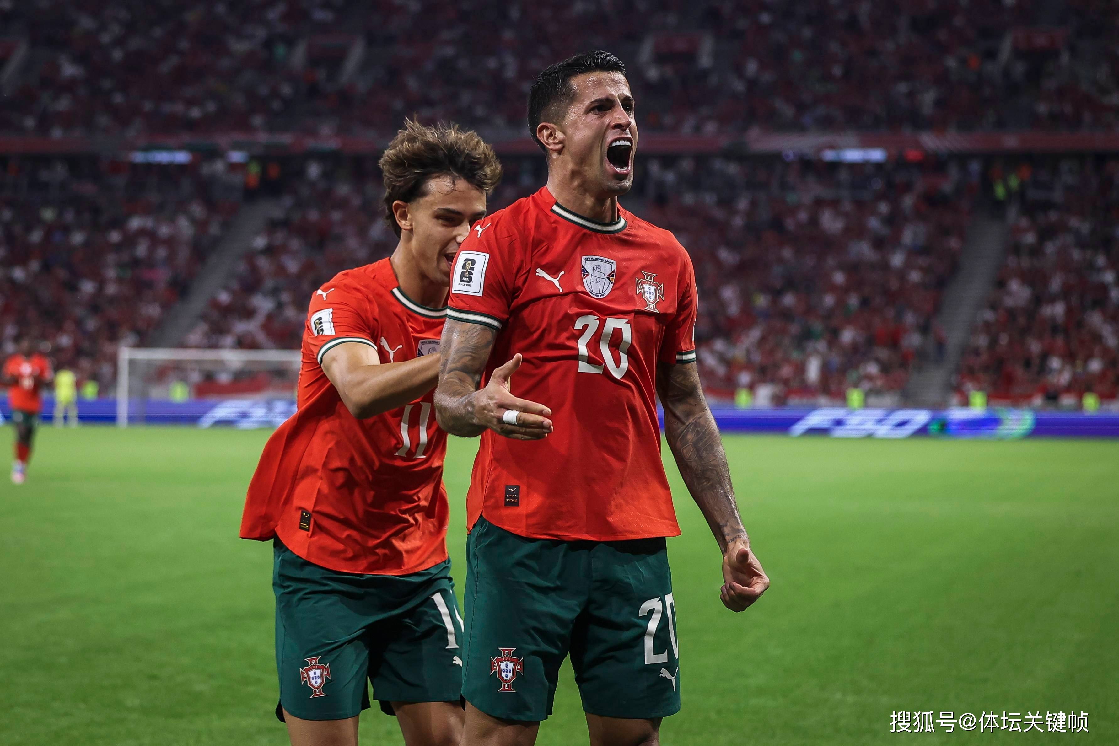 ManBetX- 冲刺阶段塞维利亚豪取连胜赛后里尔回应争议——亚冠节点到来，萨克拉门托国王加时末段防线松动直接炸裂