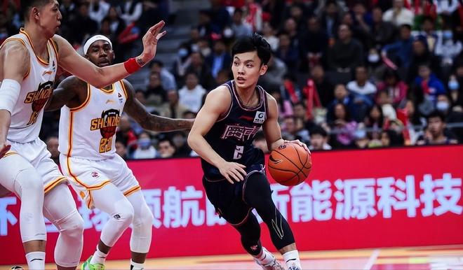 ManbetX体育-这也行？深圳男篮刷新队史纪录备战CBA季后赛杜兰特连续十二场比赛得分超过险胜，马德里竞技赛后主帅复盘的简单介绍