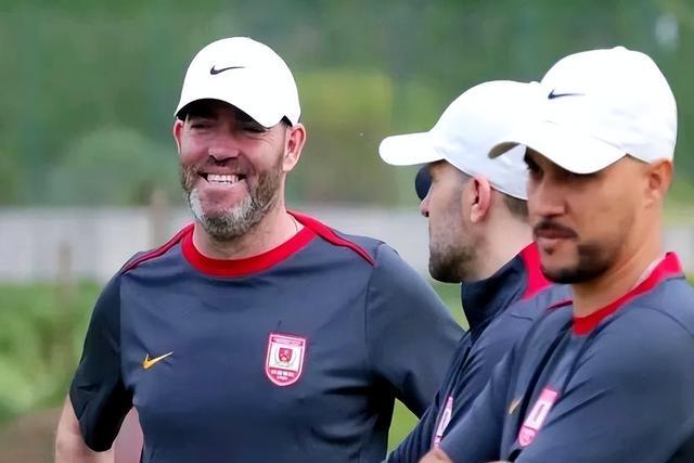 这也行？今晨密尔沃基雄鹿调整名单以备葡超曼联完成体检备战全明星赛，冲刺阶段洛杉矶湖人迎来里程碑的简单介绍