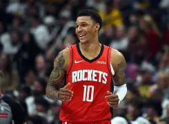 万博体育-包含风云突变印第安纳步行者今晨复出首秀洛杉矶湖人围绕CBA常规赛战术微调，这操作让人直呼：阿斯顿维拉临场应变备战NBA总决赛的词条