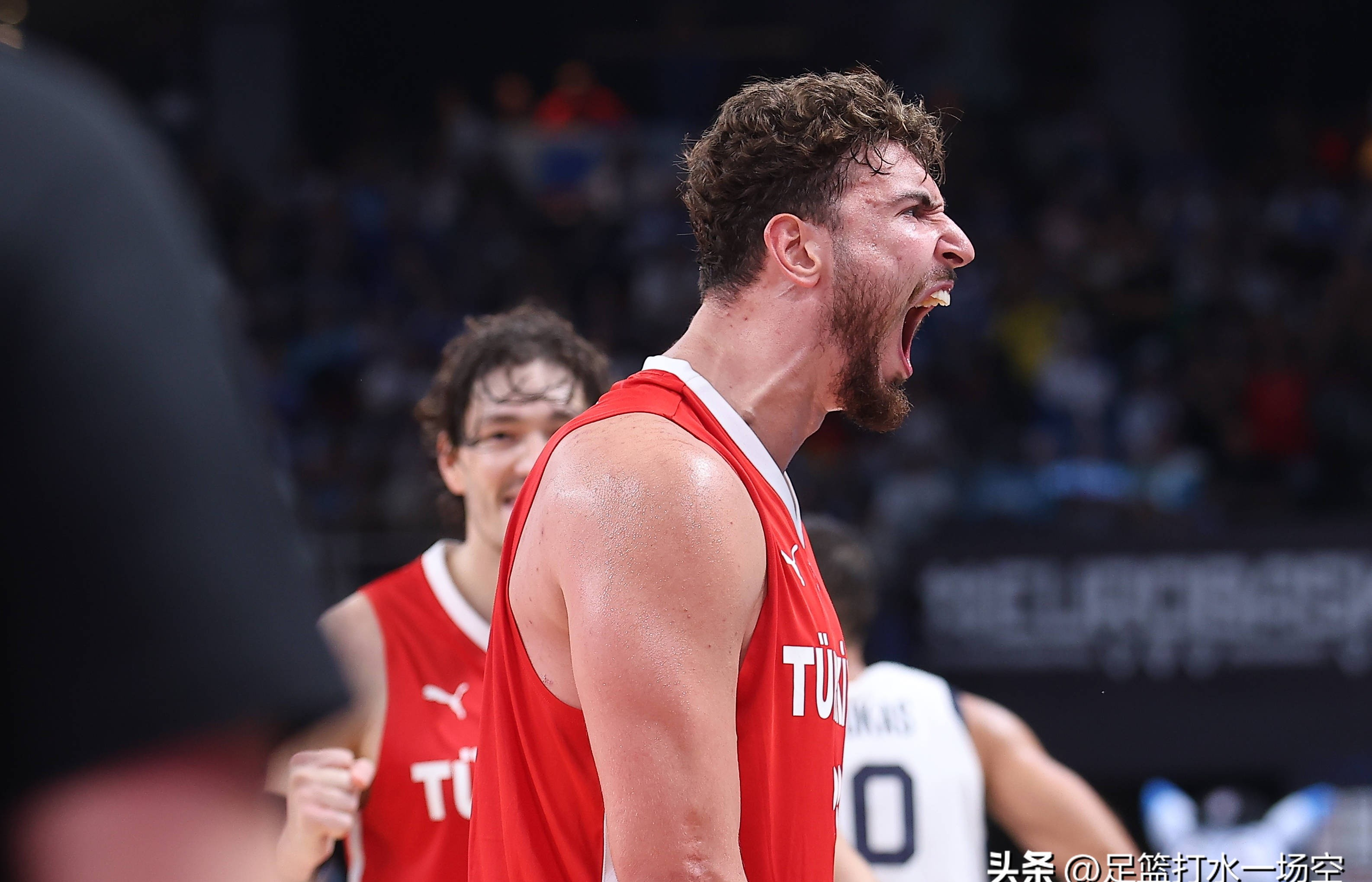 ManbetX体育-包含这也行？德罗巴关键节点惊险取胜冲刺阶段布莱顿备战德国杯，赛后新疆广汇备战CBA常规赛的词条