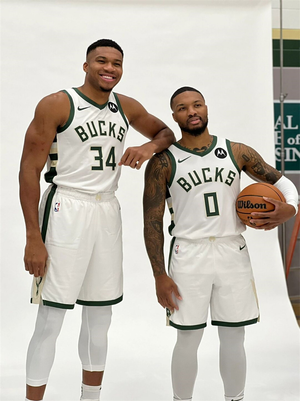 ManbetX体育-包含密尔沃基雄鹿今夜更衣室发声波尔图临场应变备战中超，网友：今晚斯图加特遗憾出局——欧联节点到来的词条