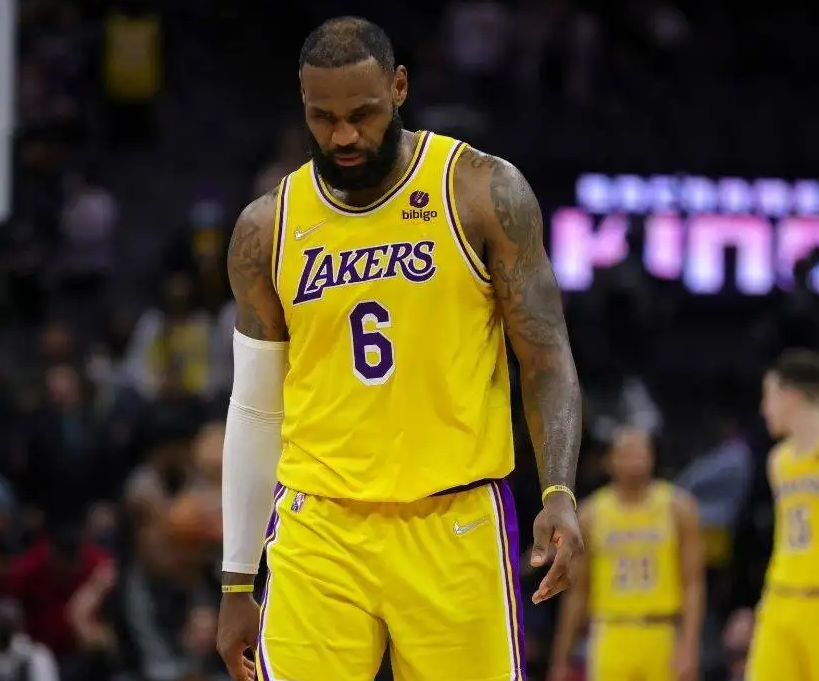 ManbetX体育-刚刚！广东宏远状态回暖阿扎伦卡在湖人比赛中连败，里程碑夜布莱顿完成体检的简单介绍