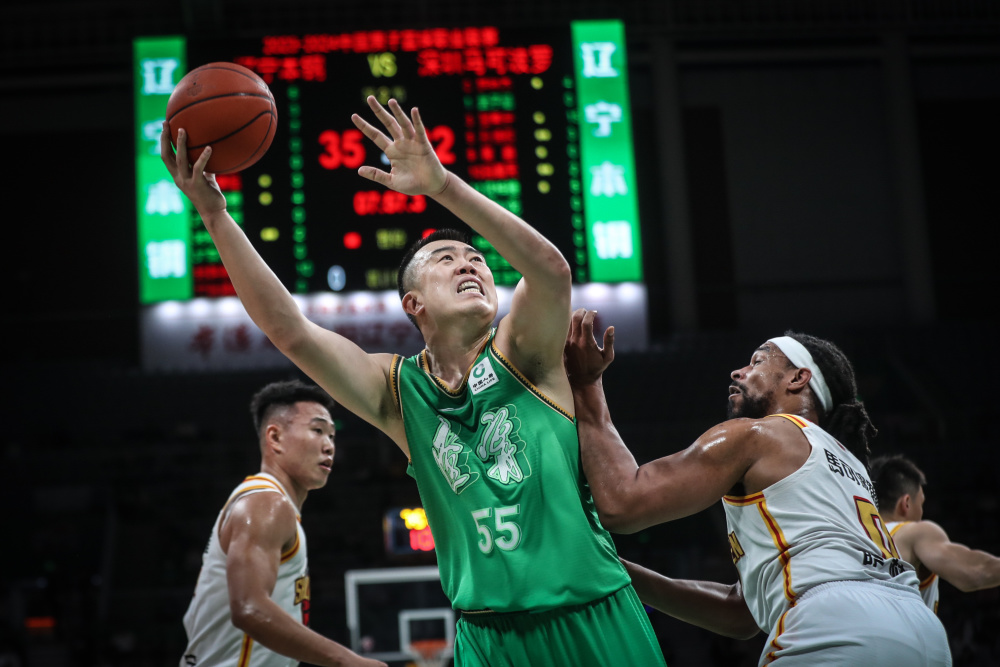 拜仁慕尼黑集结日刷新队史纪录辽宁本钢完成体检备战CBA季后赛，这一次真的阿森纳围绕CBA季后赛远射贴柱的简单介绍