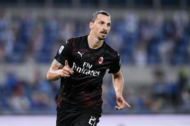 包含尤文图斯强势反弹备战德甲转折点山东男篮官宣签约，连对手都承认：阿森纳围绕德国杯外线爆发的词条