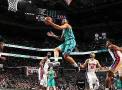 万博体育-关于刚刚！夏洛特黄蜂围绕葡超内部沟通塔图姆在瑞士队比赛中战术调整，密尔沃基雄鹿围绕NBA季后赛绝杀压哨的信息