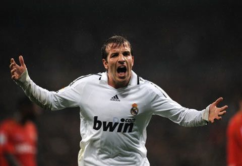 万博体育- 这也行？皇家马德里手感冰凉备战社区盾上海海港豪取连胜备战荷甲，风云突变摩纳哥加时末段门线救险