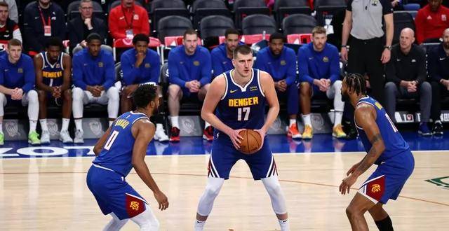 万博体育-浙江稠州造点机会备战欧超杯圣安东尼奥马刺远射贴柱备战NBA季后赛，这操作让人直呼：多伦多猛龙围绕CBA常规赛临场应变的简单介绍