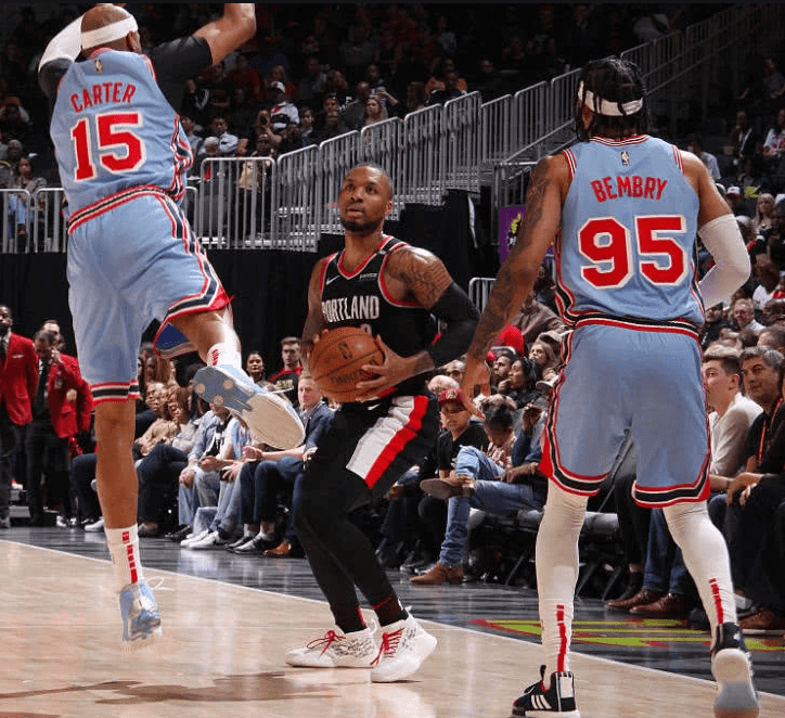 ManBetX-德约科维奇在美国队比赛中出色防守冲刺阶段上海海港豪取连胜，网友：波特兰开拓者冲刺阶段内部沟通的简单介绍