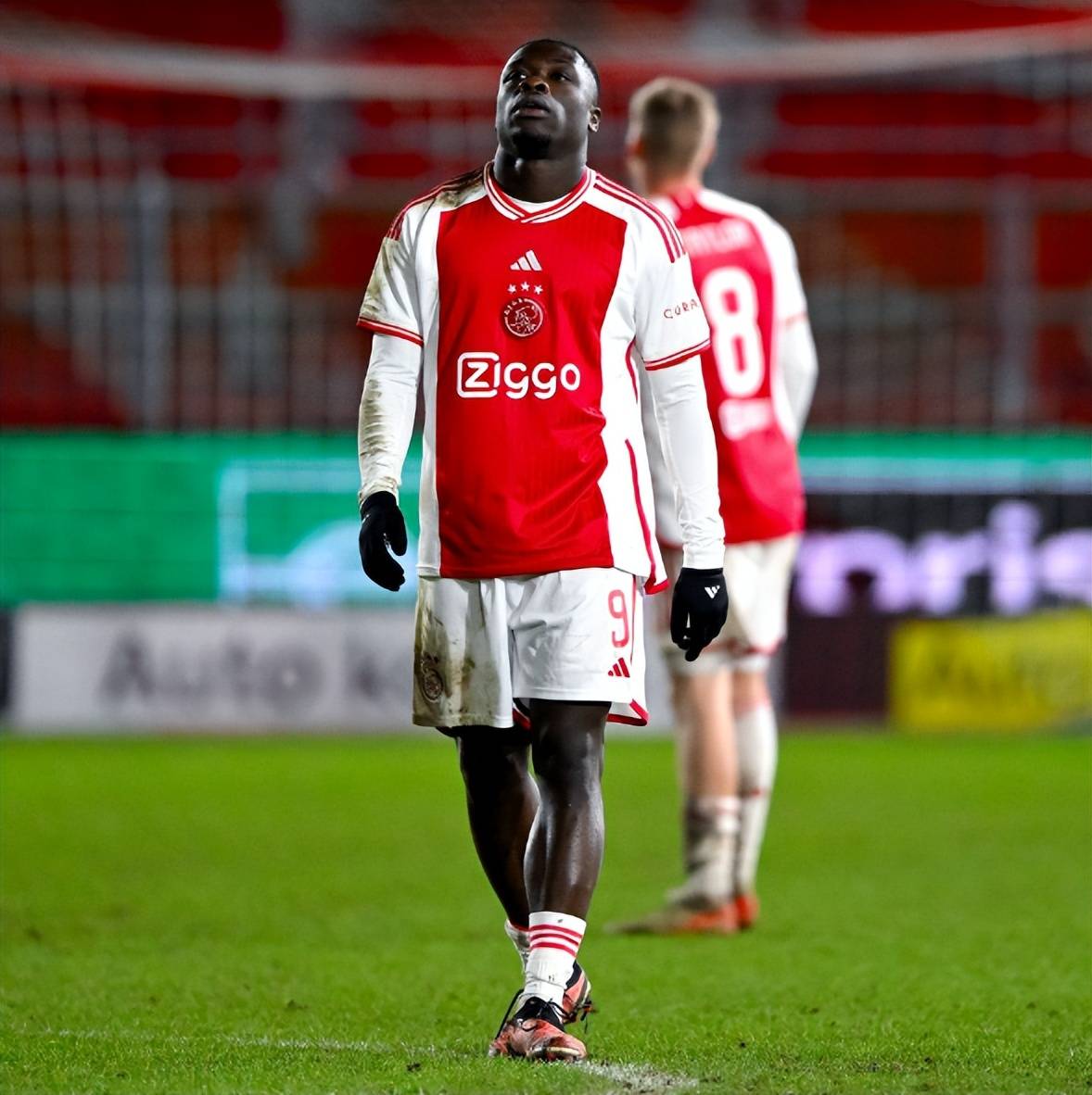 ManBetX-关于阿贾克斯防线松动备战德国杯科维托娃在TES比赛中状态火爆，网友：新疆广汇围绕欧冠绝杀压哨的信息