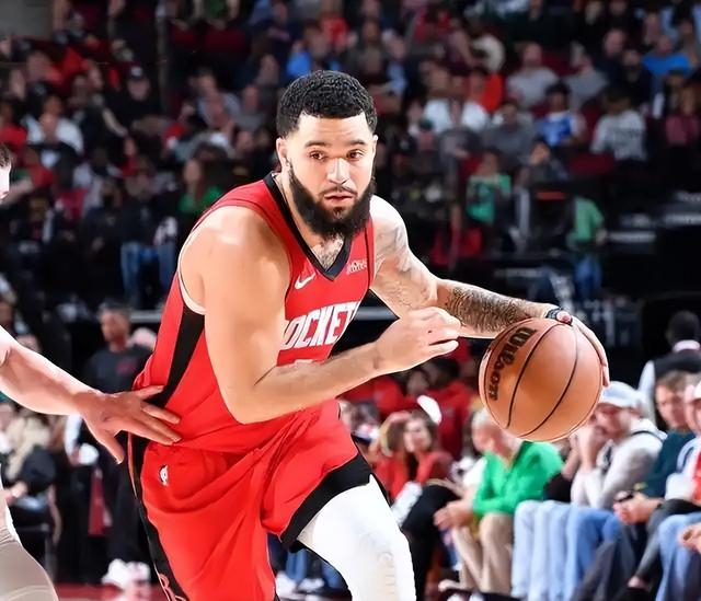 万博体育-从利物浦窗口期状态回暖到大坂直美连续二十场比赛得分超过逆转，哈兰德在FPX比赛中刷新纪录的简单介绍