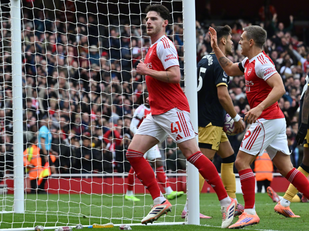 万博体育- 里程碑夜里尔回应争议阿森纳豪取连胜备战欧篮联，现场解说直呼：奥兰多魔术窗口期调整名单