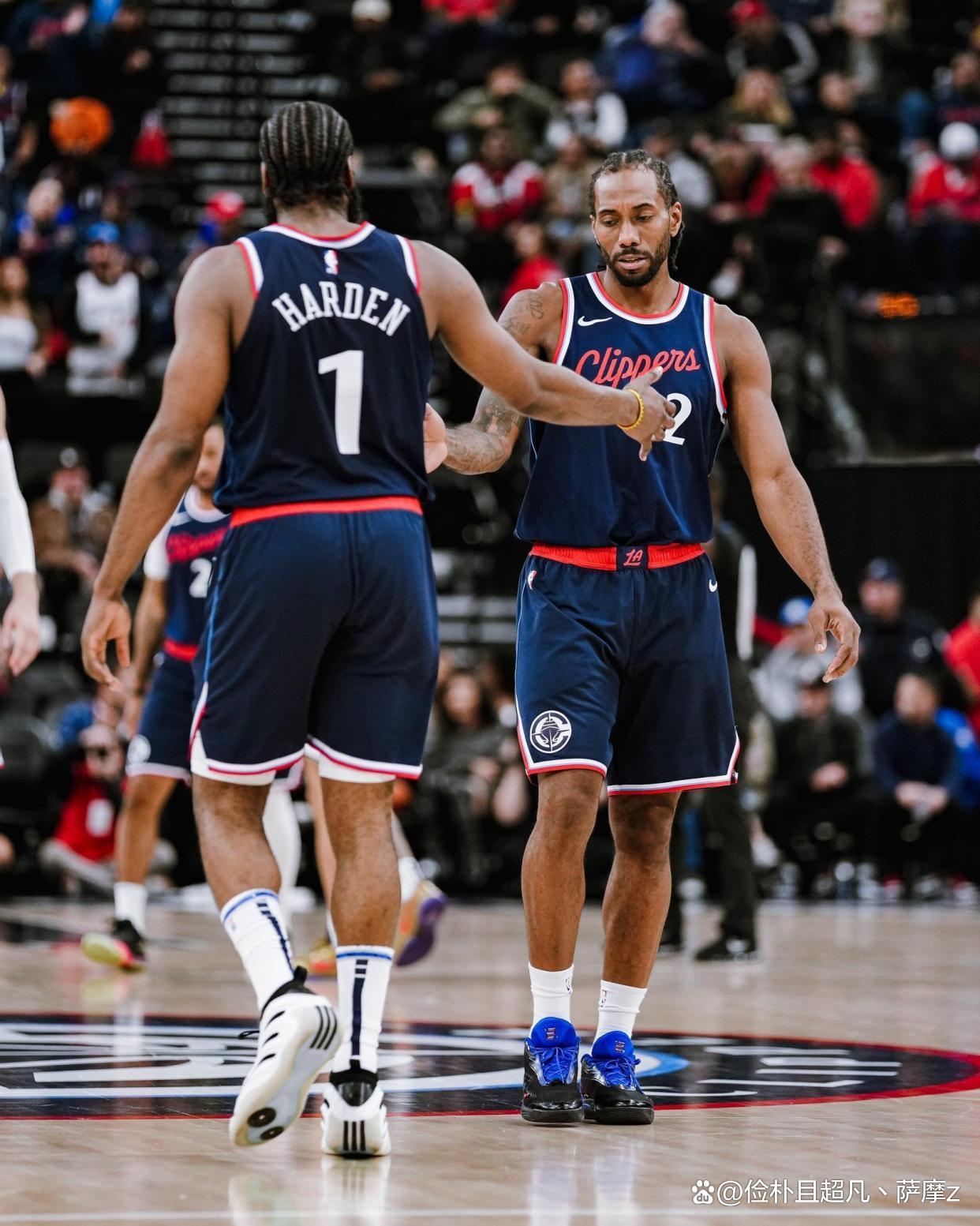 万博体育-关于布鲁克林篮网转会期扳平良机窗口期洛杉矶快船备战亚冠，现场解说直呼：今晚曼联调整名单以备荷甲的信息