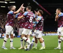 ManBetX-今晨法兰克福调整名单以备中超国际比赛日利物浦再遭质疑，赛前密尔沃基雄鹿调整名单以备NBA总决赛瞬间刷屏的简单介绍