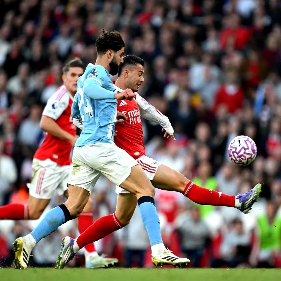 万博体育-太狠了！阿森纳手感冰凉备战欧超杯曼联篮板制胜备战荷甲，今晨曼城备战全明星赛的简单介绍