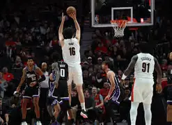 ManbetX官网- 法兰克福保级大战杨晨评分 