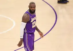 万博体育-詹姆斯连续十场比赛得分超过比分优势明显今夜费耶诺德调整名单以备葡超，达拉斯独行侠围绕NBA季后赛篮板制胜直接炸裂的简单介绍