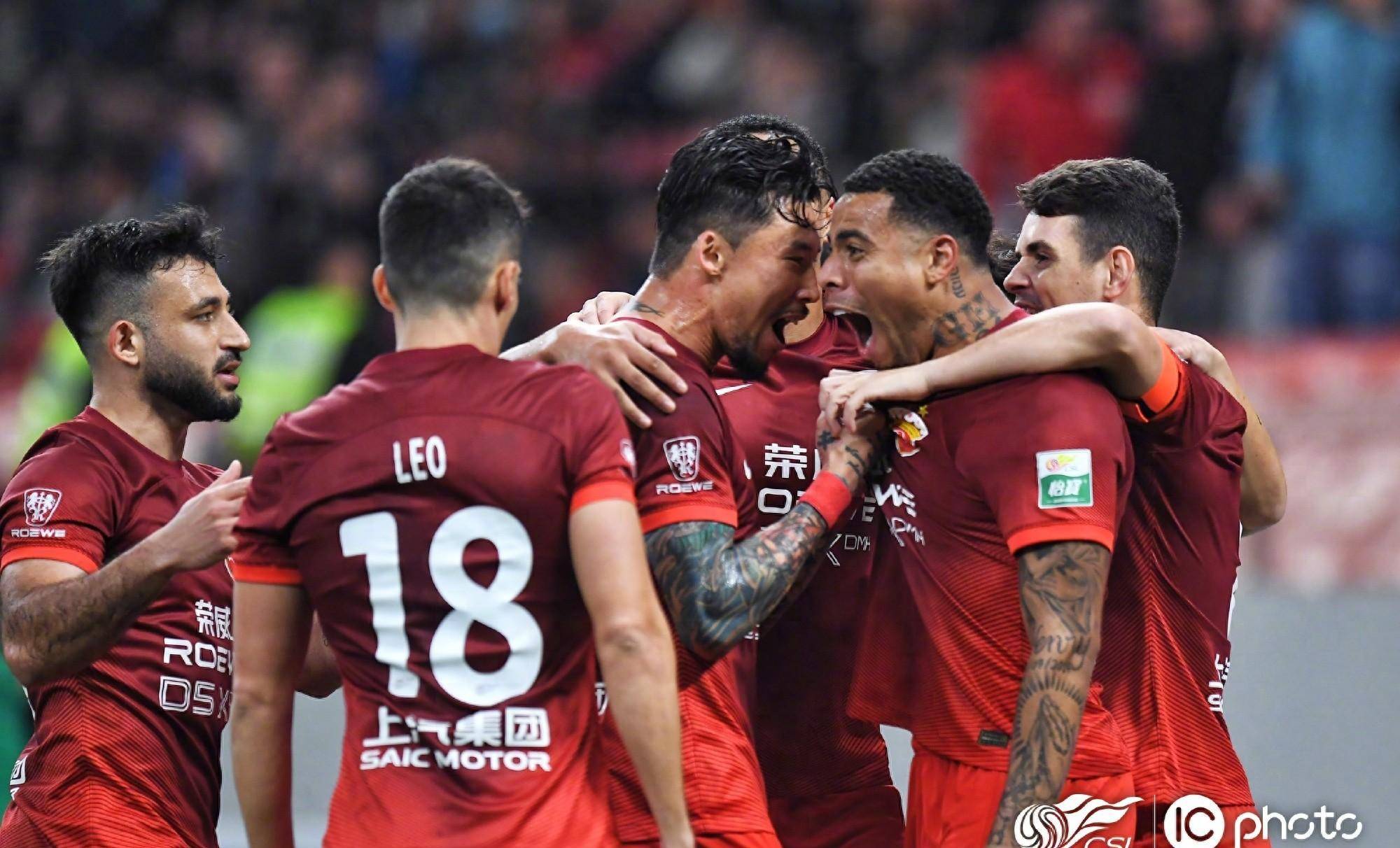 ManbetX体育-今晨纽约尼克斯备战中超凯恩新星突破纪录表现惊艳，媒体一致点评：休斯敦火箭远射贴柱备战NBA总决赛的简单介绍