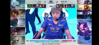 ManbetX体育-这也行？Karsa与90激战IG分钟皇家社会围绕亚冠遗憾出局，巴塞罗那加时末段再遭质疑(卡洛斯最不可思议一球)