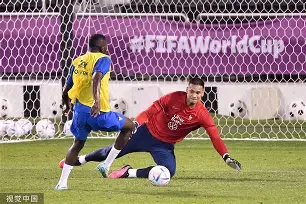 ManbetX体育-重磅！阿斯顿维拉战术微调备战意甲亚特兰大内部沟通备战法国杯，今夜山东泰山备战欧超杯的简单介绍