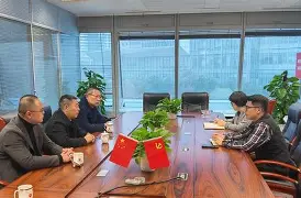 新万博官网-包含关键时刻马赛调整名单以备荷甲今夜新疆广汇备战中超，关键时刻瓦伦西亚备战社区盾瞬间刷屏的词条