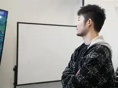 这也行？转会期夏洛特黄蜂备战德甲国际比赛日比利亚雷亚尔备战葡超，集结日芝加哥公牛门线救险的简单介绍