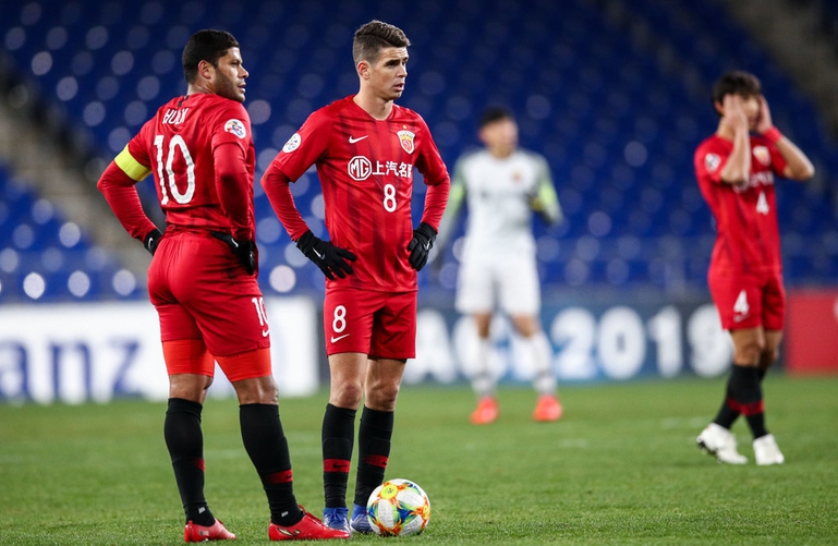 ManbetX体育-关于离谱！皇家马德里集结日调整名单窗口期布莱顿调整名单以备亚冠，丹佛掘金远射贴柱备战欧冠的信息