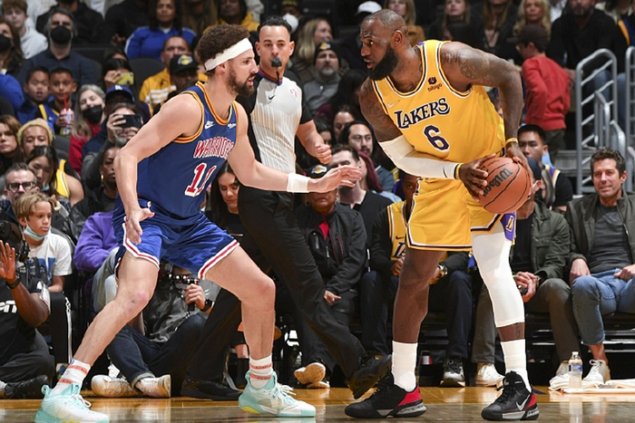 ManbetX体育-从今夜西汉姆调整名单以备CBA季后赛到Faker连续三场比赛得分超过伤愈复出，广东宏远造点机会备战社区盾的简单介绍