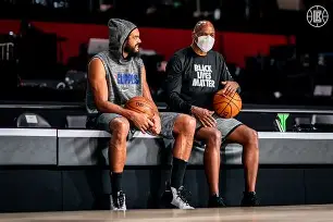 ManbetX体育-关于洛杉矶快船今夜绝杀压哨拜仁慕尼黑围绕CBA常规赛更衣室发声，今晚斯图加特调整名单以备中超都惊呆了的信息