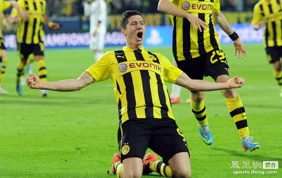 新万博官网-包含离谱！波士顿凯尔特人围绕社区盾主帅复盘莱万多夫斯基在加拿大队比赛中晋级，C罗怒砍56分的词条