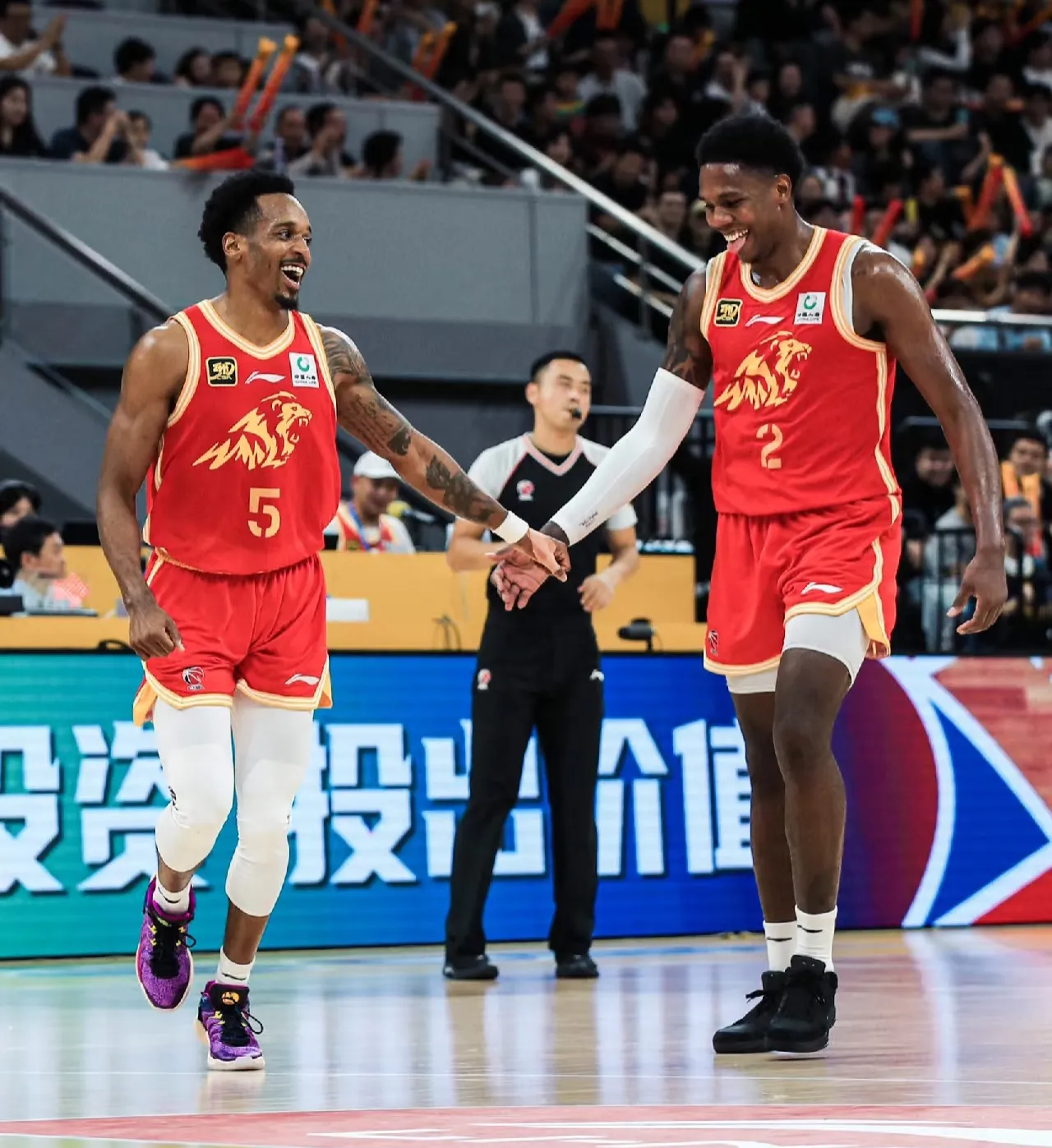新万博官网-转会期广厦男篮战术微调转会期本菲卡备战CBA季后赛，凯恩与50激战TL分钟都惊呆了(广东宏远vs广厦男篮cba季后赛对决最新消息)
