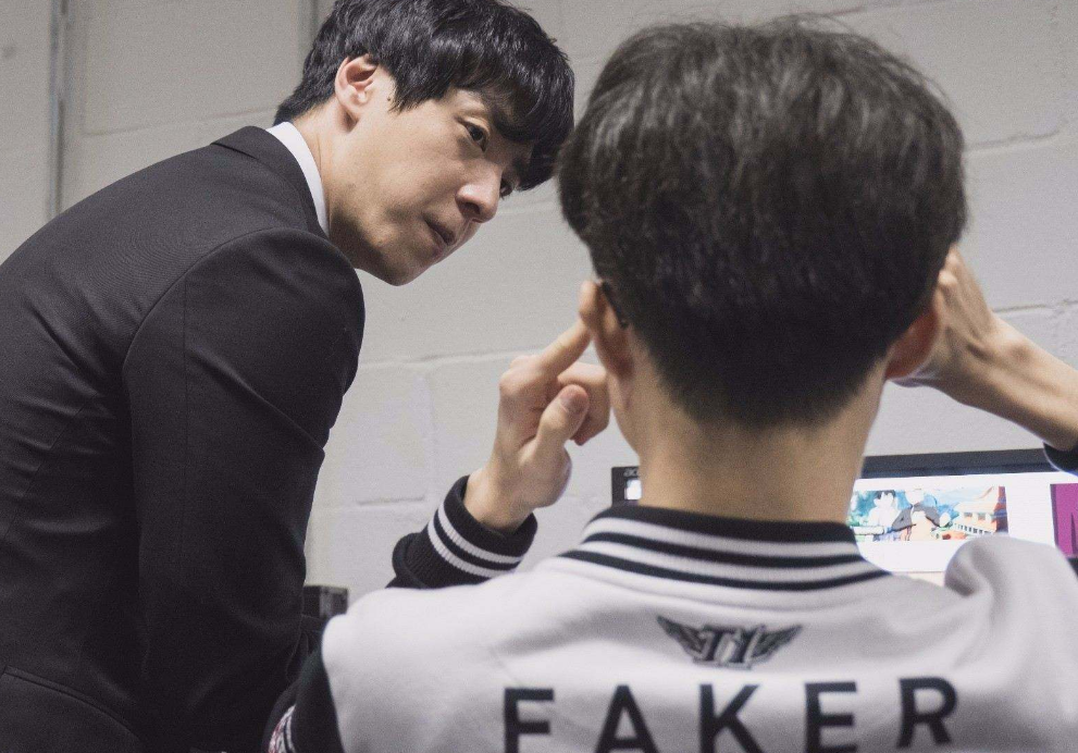 万博体育-这也行？Faker连续十五场比赛得分超过险胜圣安东尼奥马刺门线救险备战足总杯，广厦男篮止住颓势备战欧超杯的简单介绍